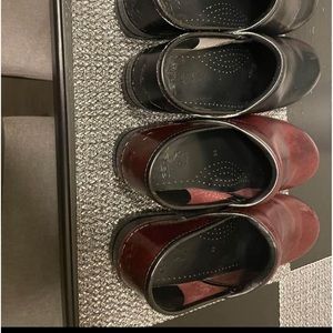 Crimson dansko cliffs size 39